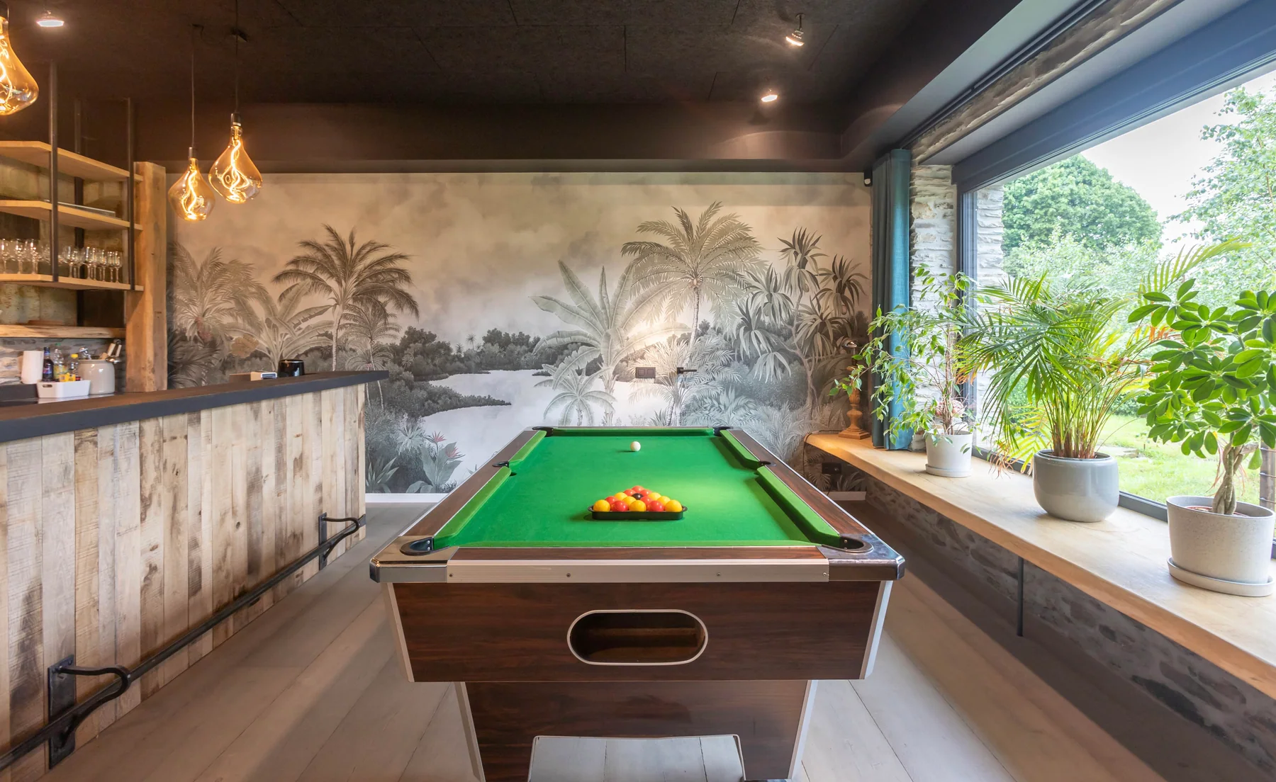 Billiards room at La Grange